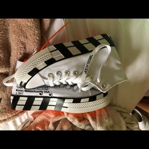 Off white converse